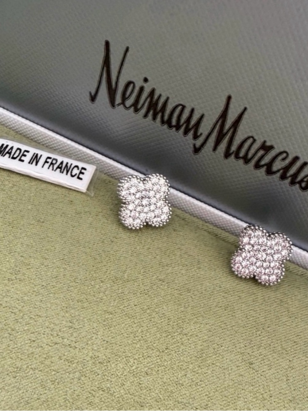 Vintage Cloverleaf Arpels White Diamonds Stud Earrings $28,000 DEAL